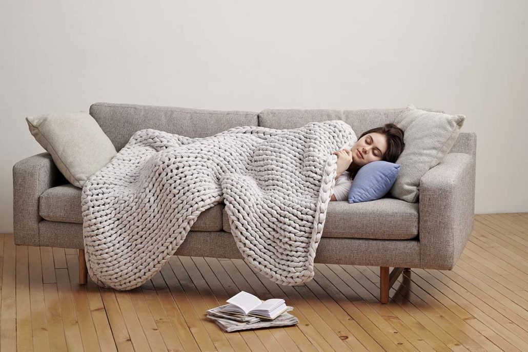 Bearaby Napper Review Incredibly Stylish Weighted Blanket